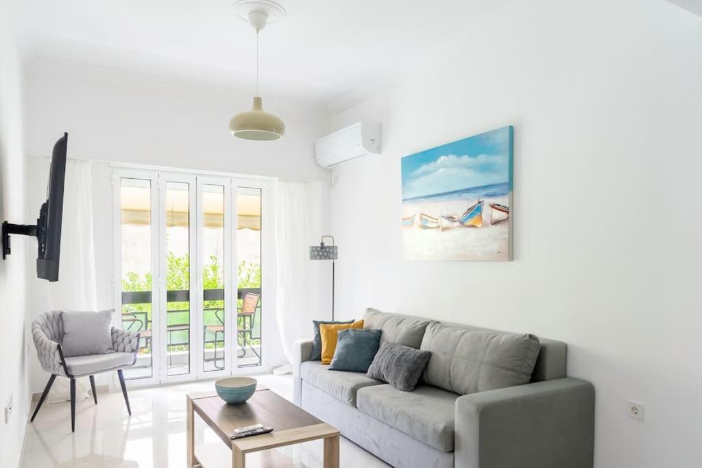 Alimos Sun-Filled Apartment Athena Bagian luar foto