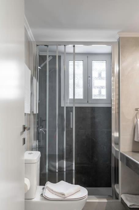 Alimos Sun-Filled Apartment Athena Bagian luar foto