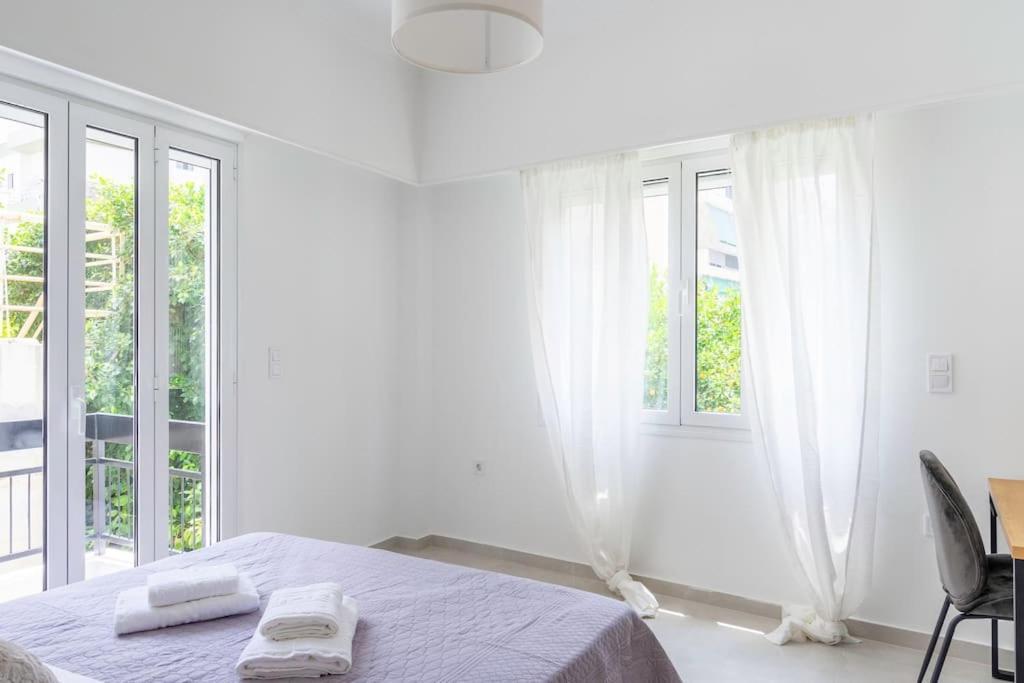 Alimos Sun-Filled Apartment Athena Bagian luar foto