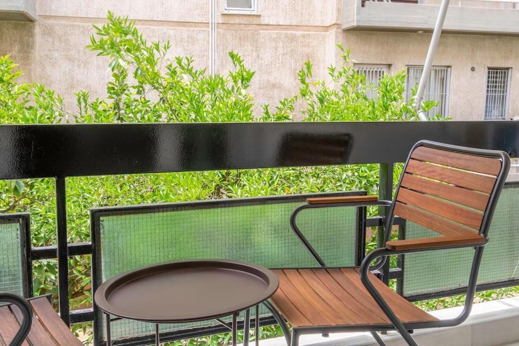 Alimos Sun-Filled Apartment Athena Bagian luar foto